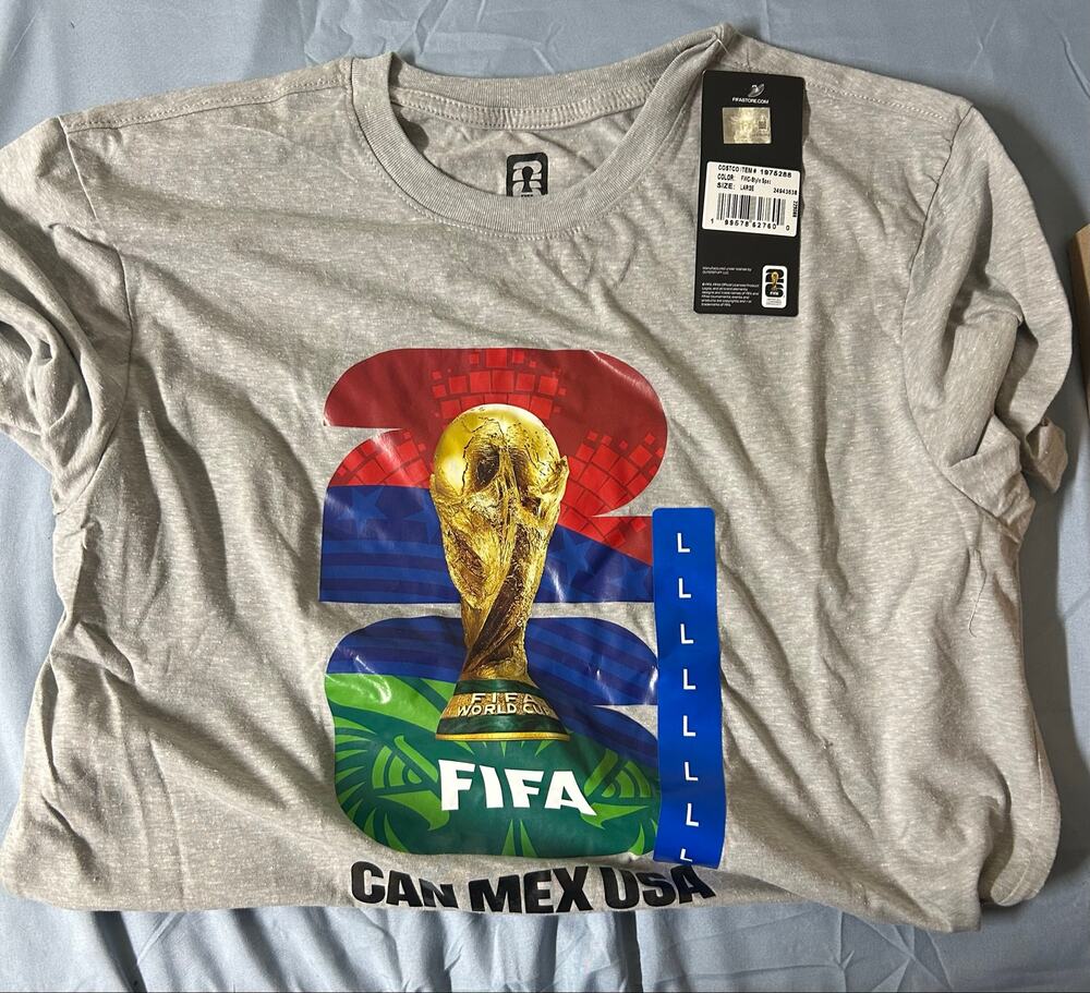Wholesale Bulk Reseller Lot 20pc FIFA 2026 Trophy T shirts Size L NWT(MCB13)